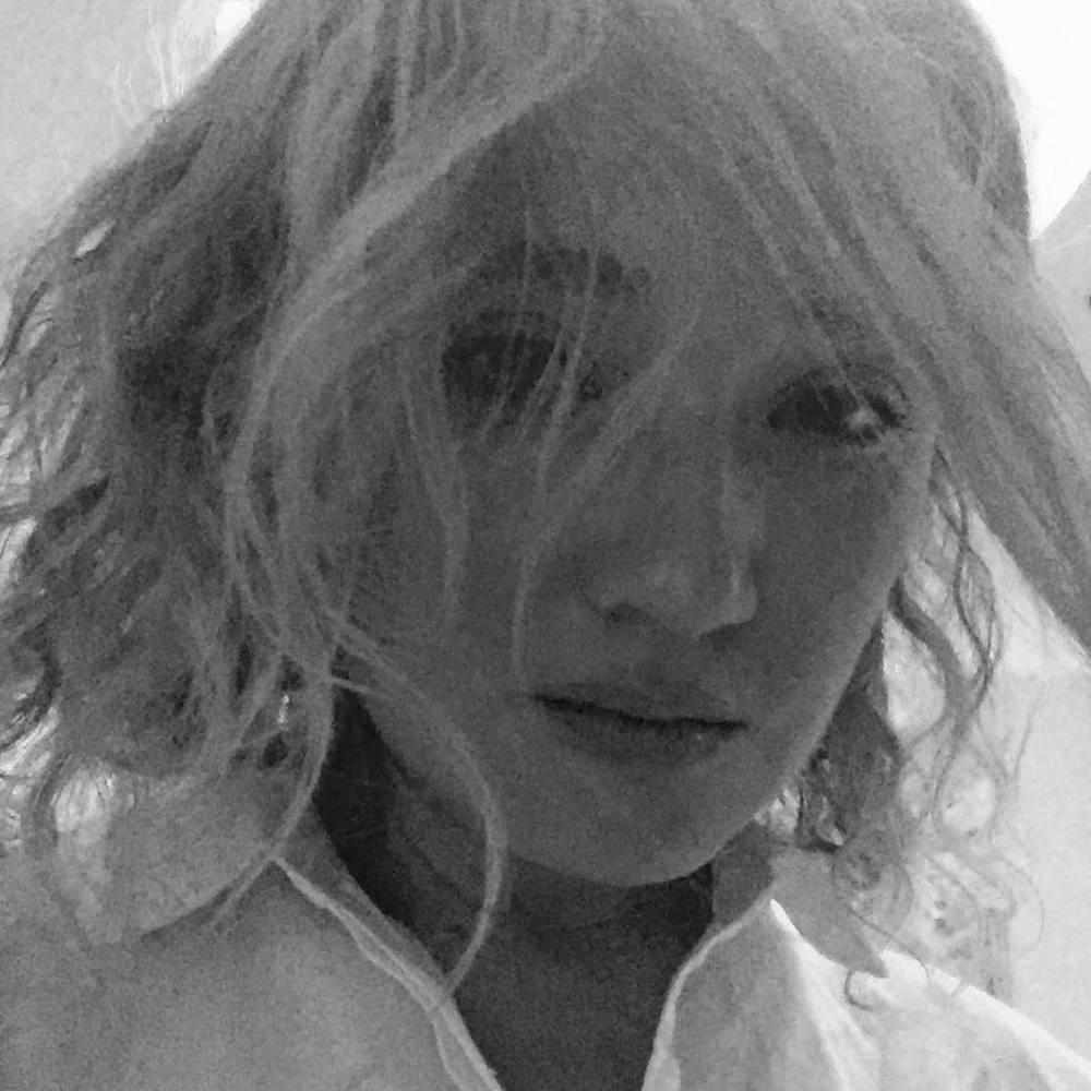 Meet your Posher, Anya